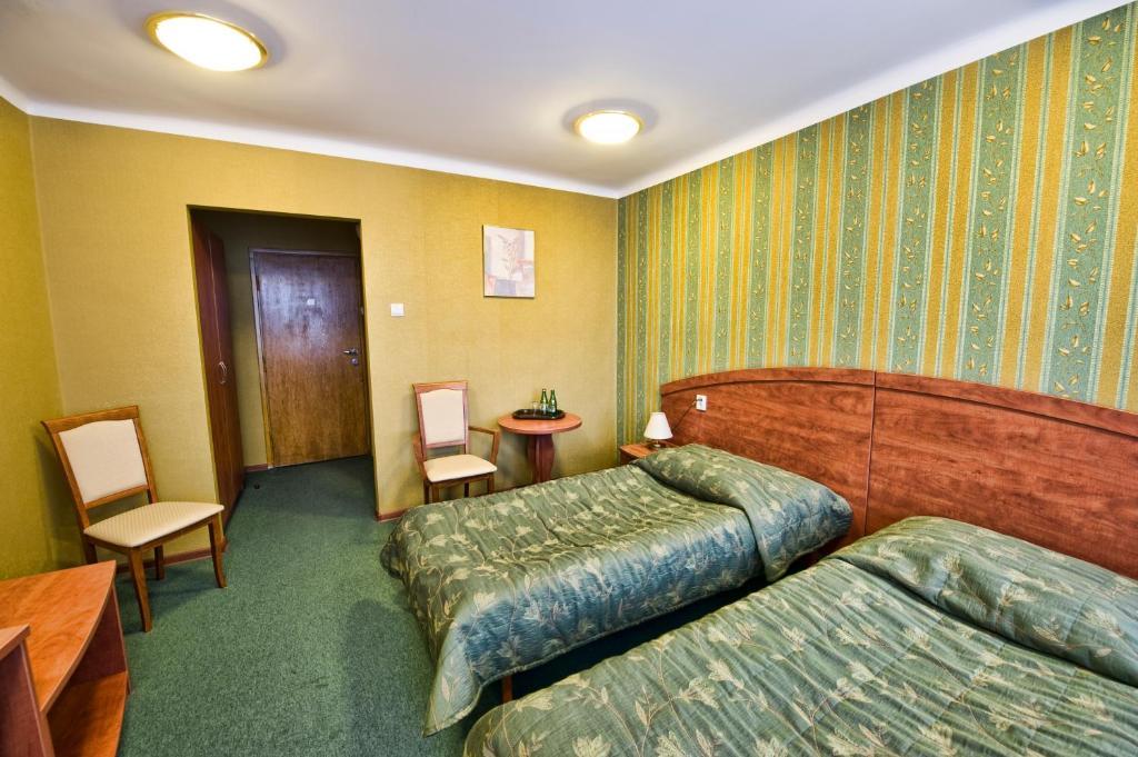 Hotel Swiatowit Łódź Zimmer foto